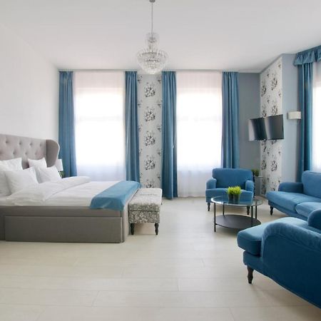 Premium Apartments By Hi5 - Astoria Square Budapeste Exterior foto
