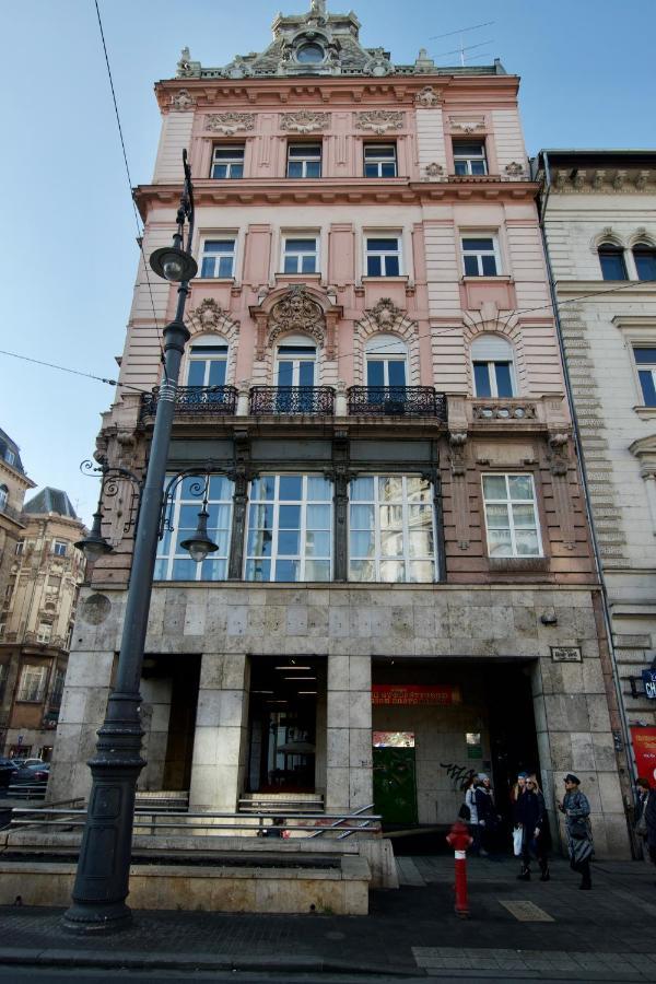 Premium Apartments By Hi5 - Astoria Square Budapeste Exterior foto