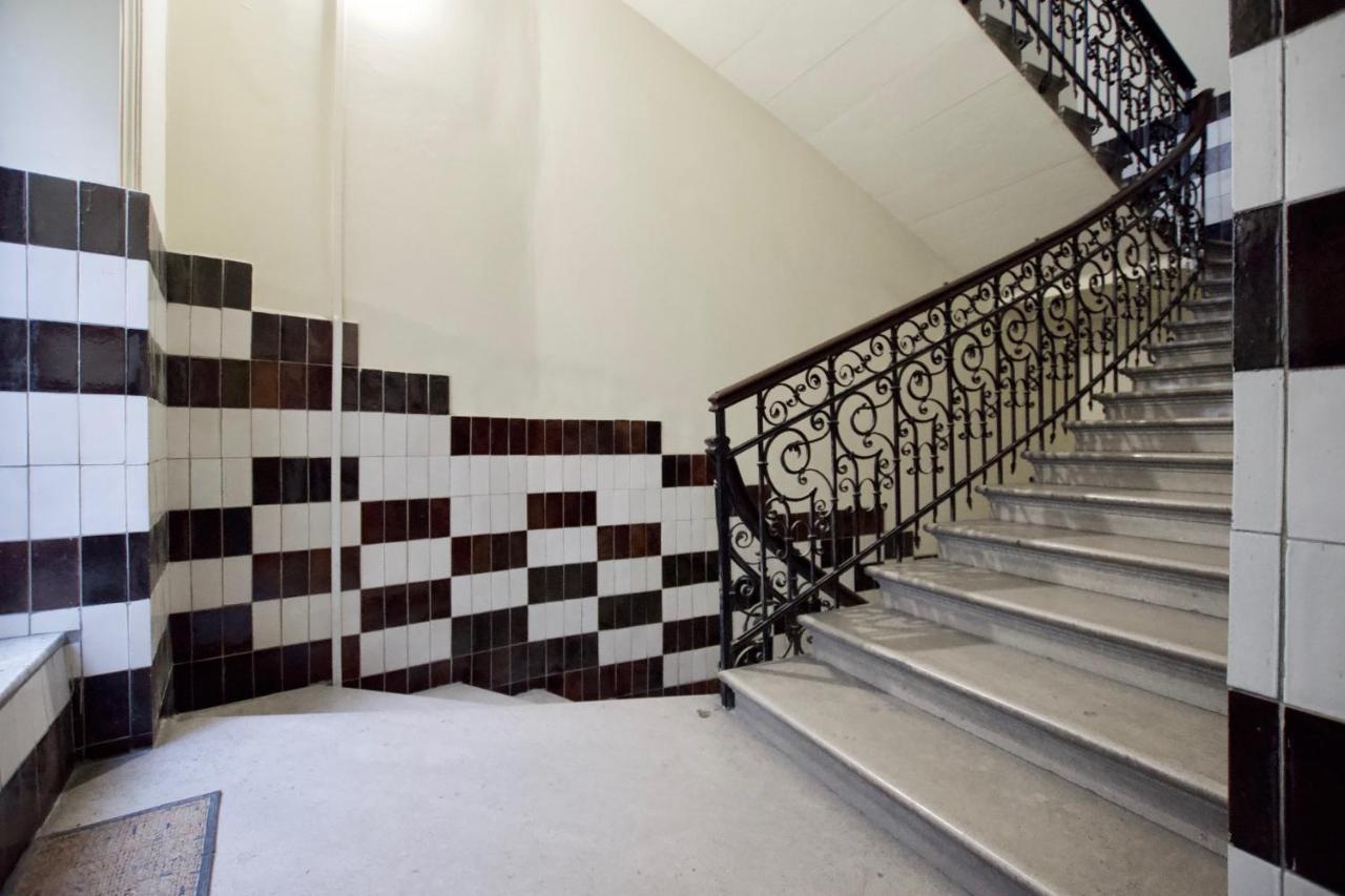Premium Apartments By Hi5 - Astoria Square Budapeste Exterior foto