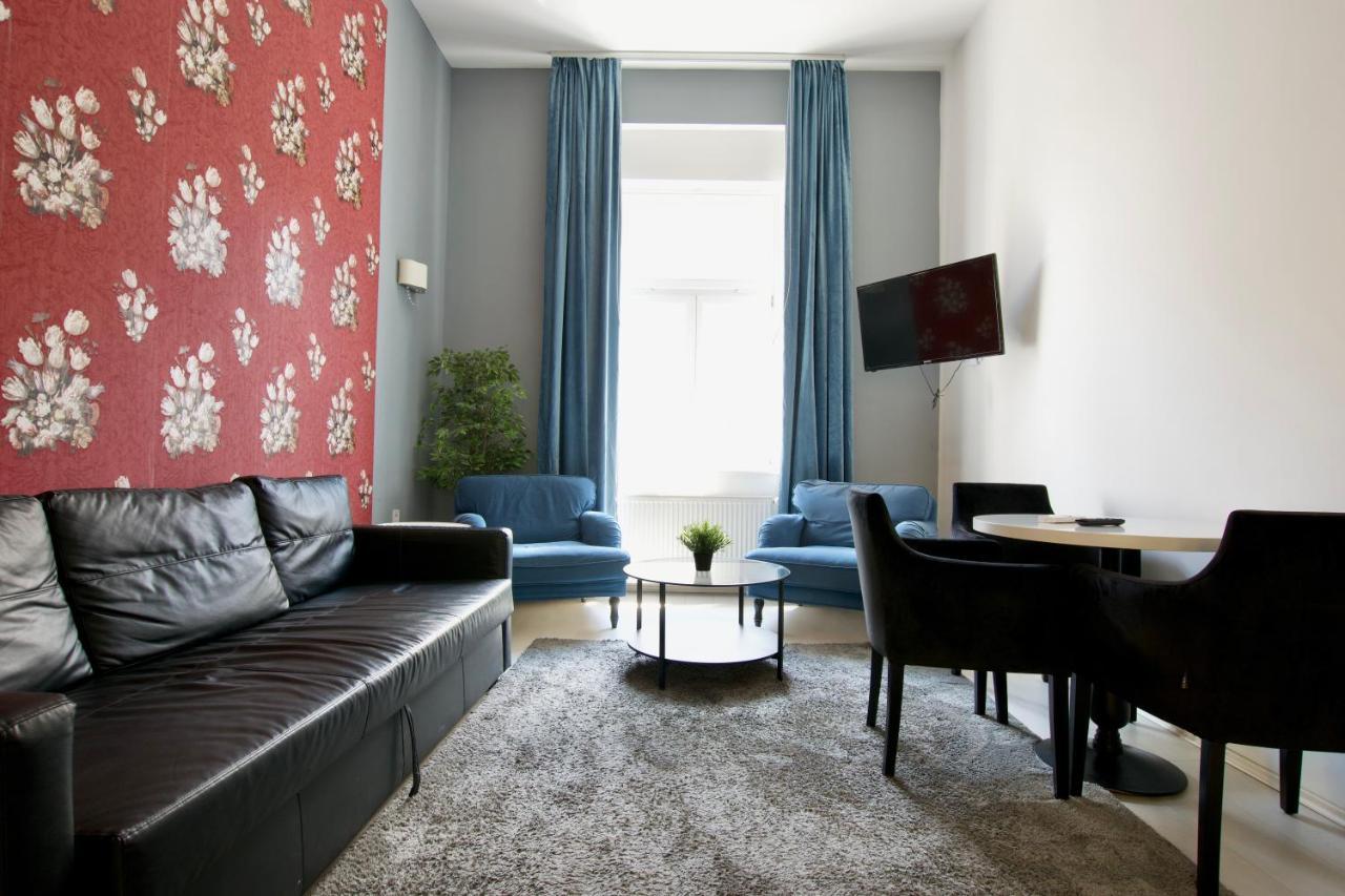 Premium Apartments By Hi5 - Astoria Square Budapeste Exterior foto