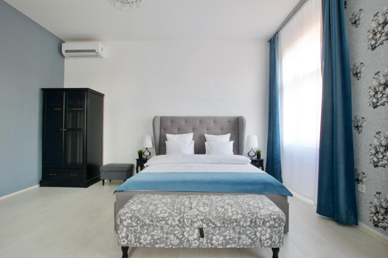 Premium Apartments By Hi5 - Astoria Square Budapeste Exterior foto